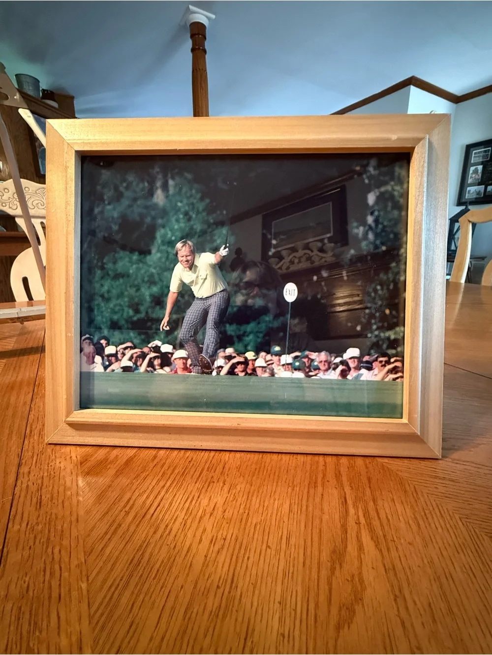 Jack Nicholas 8x10  Wood Finish Picture Frame in Natural Wood Tone